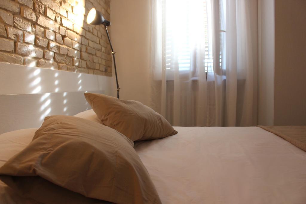 Bed And Breakfast Aratro & Rosmarino Civitanova Marche Exteriör bild