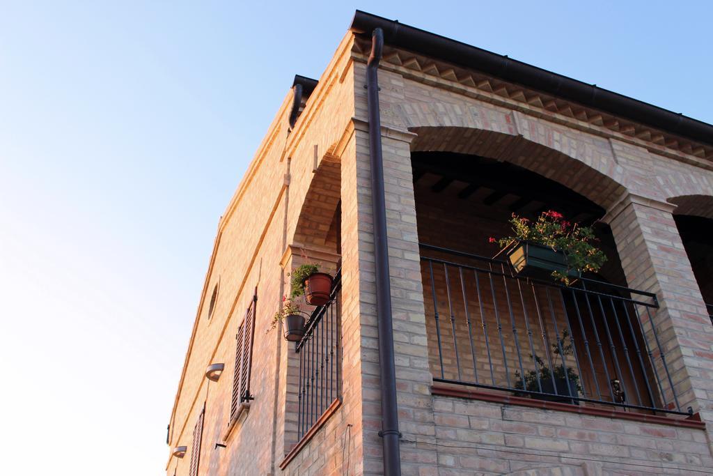 Bed And Breakfast Aratro & Rosmarino Civitanova Marche Exteriör bild