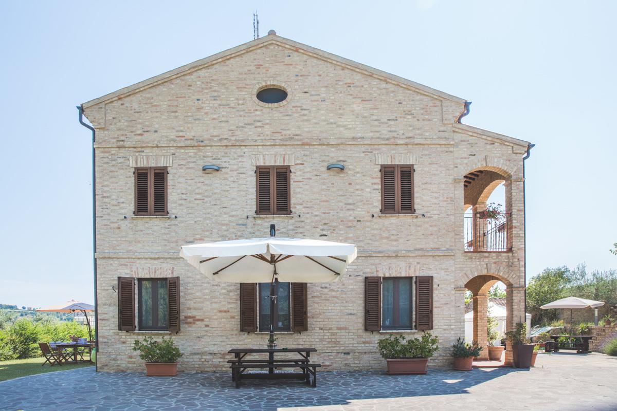 Bed And Breakfast Aratro & Rosmarino Civitanova Marche Exteriör bild